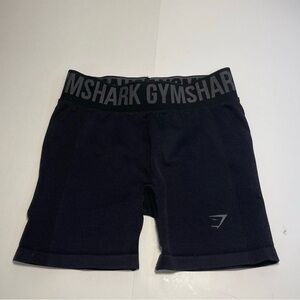 Gymshark Bike Shorts Women XS Spell-Out Pull-On Black Fitted Nylon Sports